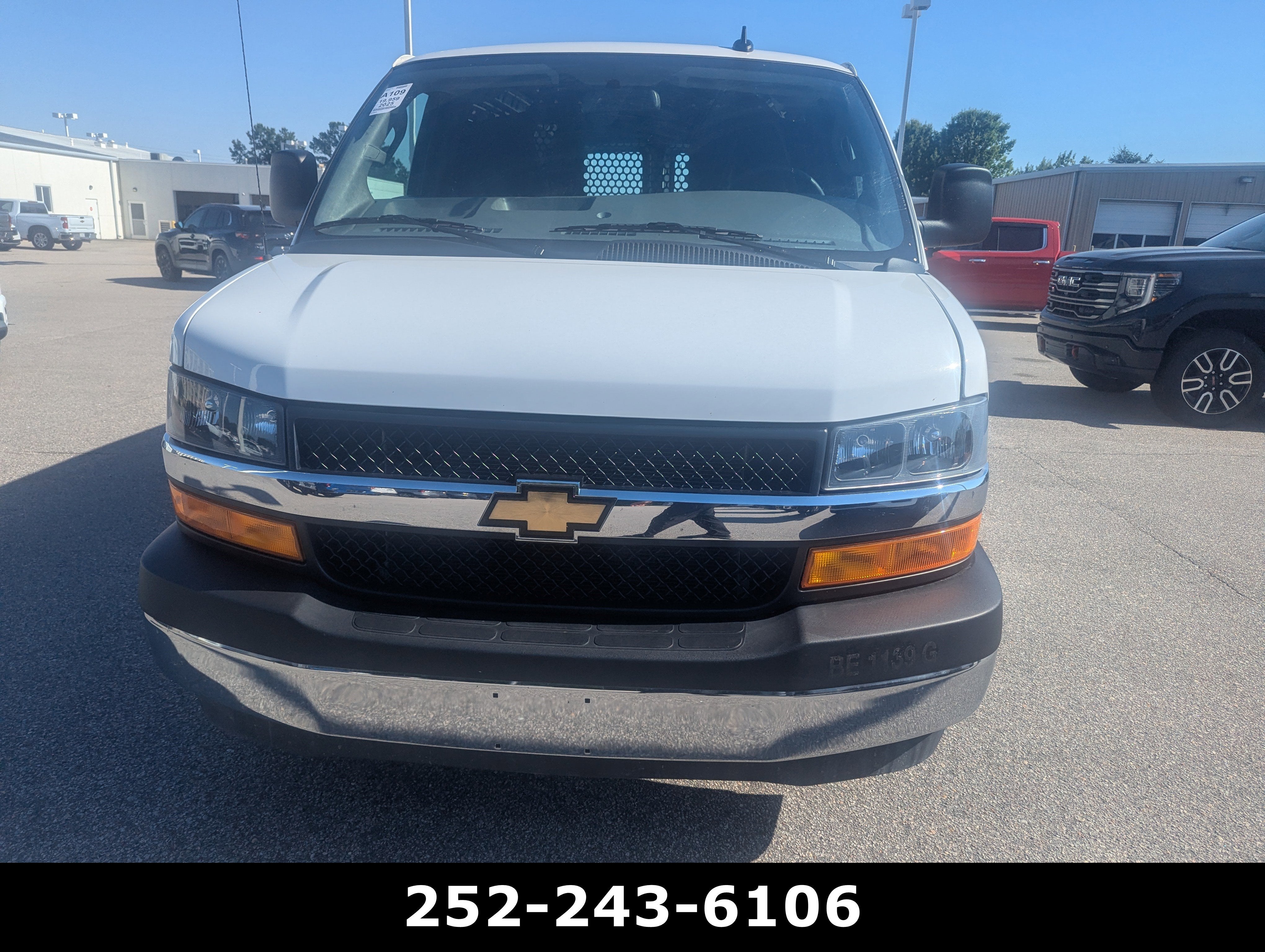 chevrolet express cargo 2025 1GCWGAFP1S1161230 image chevrolet express cargo 2025 1GCWGAFP1S1161230 image